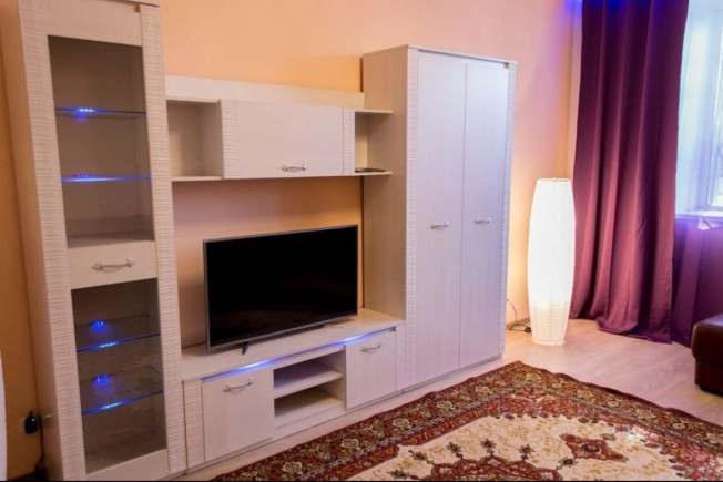 Купить однокомнатную квартиру в районе Советский в Новосибирске. Вариант № 7633973, 3, площадь -  квм, цена 8600000 рублей