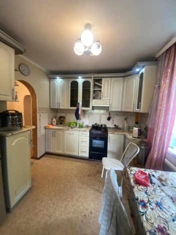 Купить дом на улице Садовая в Алтайском крае. Вариант № 59765, 2, площадь -  квм, цена 3500000 рублей