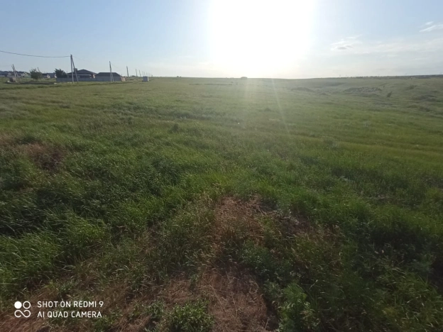 Купить земельный участок на улице Заречная в Республике Калмыкия. Вариант № 7945, 3, площадь -  квм, цена 300000 рублей