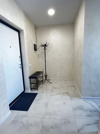 Купить однокомнатную квартиру в районе Дзержинский в Волгограде. Вариант № 5751406, 18, площадь -  квм, цена 6400000 рублей