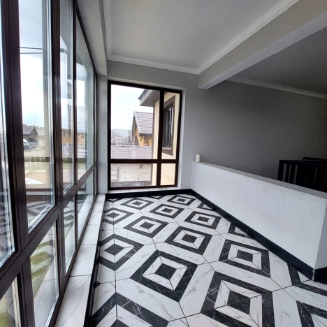 Купить дом в Москве. Вариант № 7640319, 4, площадь -  квм, цена 13490000 рублей