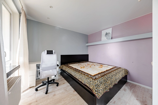 Купить двухкомнатную квартиру в Ленинградской области. Вариант № 5468631, 35, площадь -  квм, цена 9790000 рублей