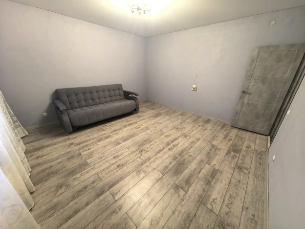 Снять квартиру в Калининграде. Вариант № 10255625, 7, площадь - квм, цена 32000 рублей