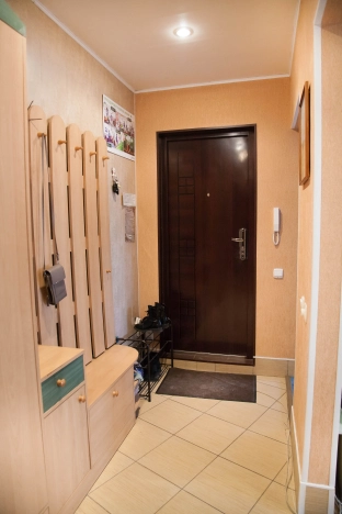 Купить трехкомнатную квартиру на улице Ильи Мухачева в Бийске. Вариант № 8511273, 8, площадь -  квм, цена 7150000 рублей