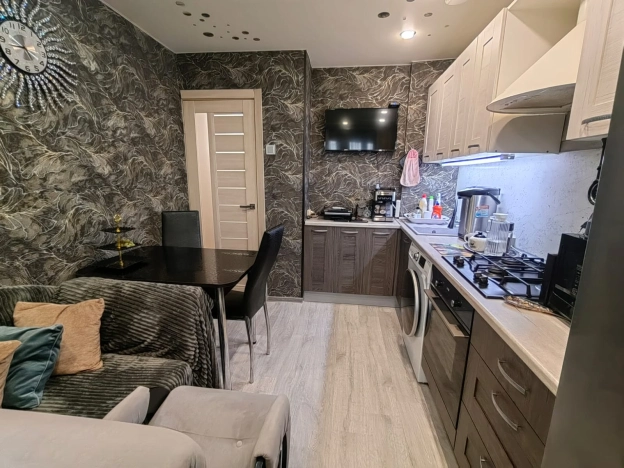 Купить квартиру на улице Лакина в Владимире. Вариант № 8870628, 17, площадь -  квм, цена 6590000 рублей