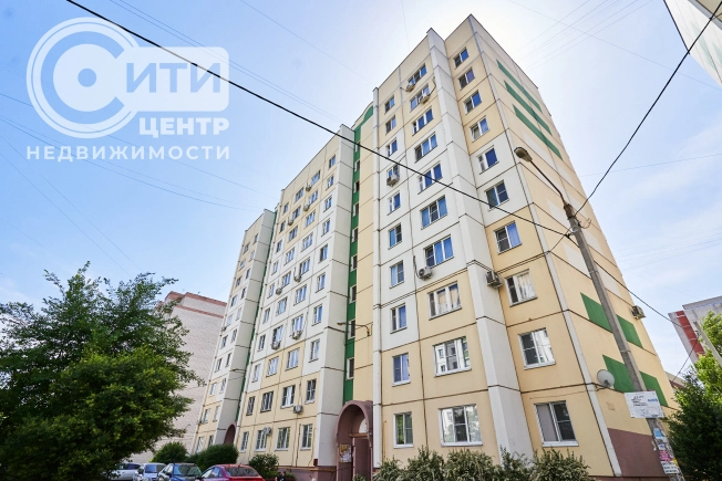 Купить трехкомнатную квартиру на улице Ломоносова в Воронеже. Вариант № 40429, 24, площадь -  квм, цена 6650000 рублей