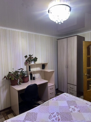 Снять квартиру в Тобольске. Вариант № 10425235, 10, площадь -  квм, цена 80000 рублей