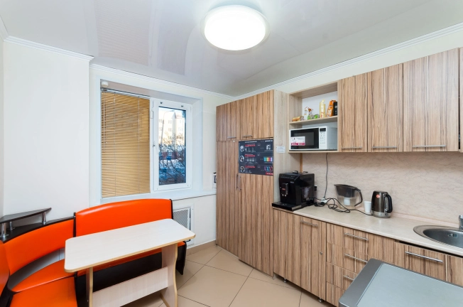 Снять коммерческую недвижимость в Тобольске. Вариант № 5492, 3, площадь -  квм, цена 150000 рублей