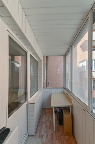 Купить трехкомнатную квартиру в Ростовской области. Вариант № 3414508, 8, площадь -  квм, цена 12950000 рублей