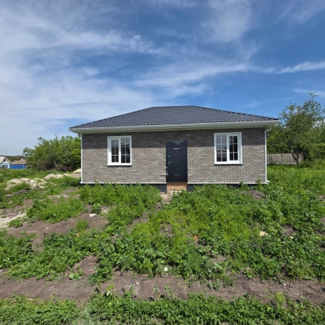 Купить дом на улице Садовая в Короче. Вариант № 51572, 0, площадь -  квм, цена 5200000 рублей