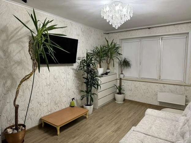 Купить однокомнатную квартиру в Омске. Вариант № 6153329, 11, площадь -  квм, цена 3950000 рублей