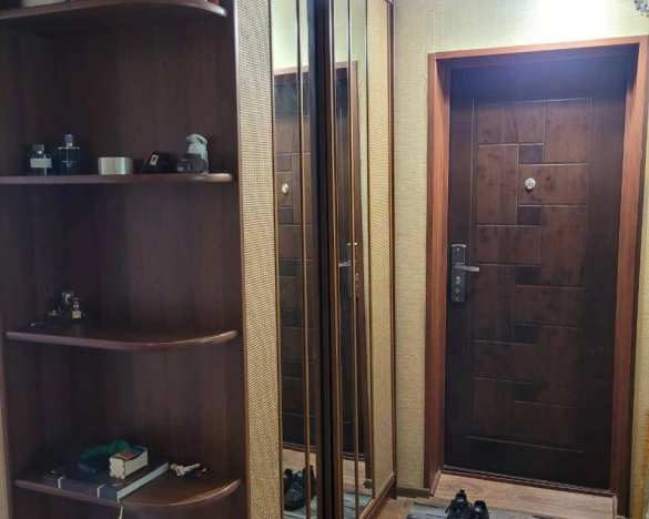 Купить трехкомнатную квартиру в Микрорайоне 29-й, Ангарск в Ангарске. Вариант № 3399270, 8, площадь -  квм, цена 6300000 рублей