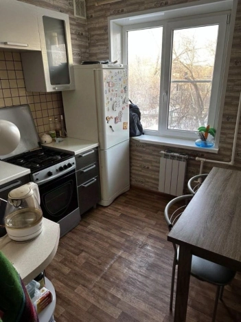 Купить квартиру в районе Кировский в Волгограде. Вариант № 2400412, 4, площадь -  квм, цена 3700000 рублей