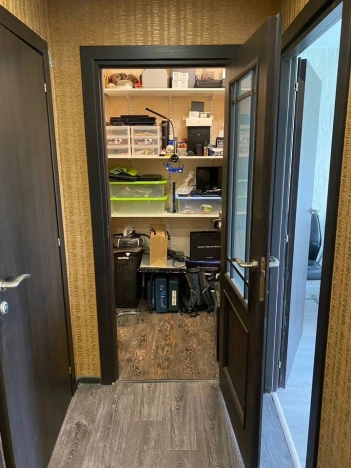 Купить трехкомнатную квартиру в Пушкине. Вариант № 5828376, 6, площадь -  квм, цена 7400000 рублей