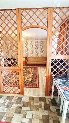 Купить квартиру на улице Мельничная в Омске. Вариант № 9248, 6, площадь -  квм, цена 3100000 рублей