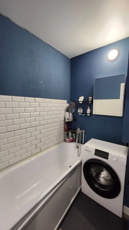 Купить двухкомнатную квартиру на улице 20-летия Октября в Воронеже. Вариант № 9279421, 7, площадь -  квм, цена 5800000 рублей