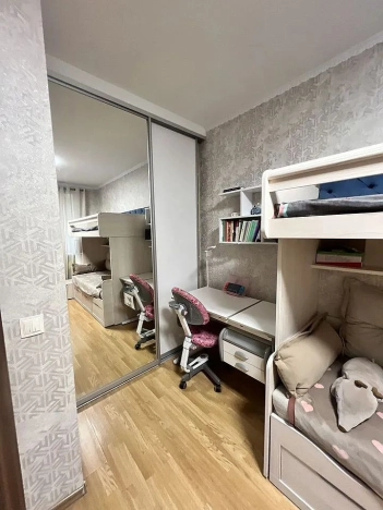 Купить квартиру в Москве. Вариант № 7799531, 19, площадь - квм, цена 32000000 рублей