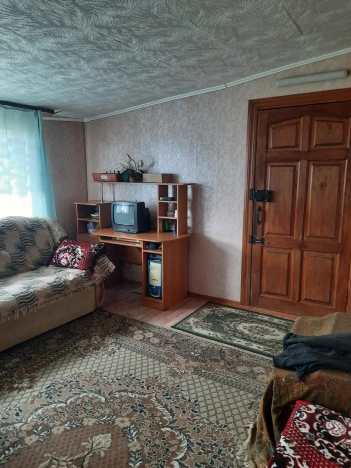 Купить трехкомнатную квартиру на улице Железнодорожная в Тюменской области. Вариант № 43991, 3, площадь -  квм, цена 1300000 рублей