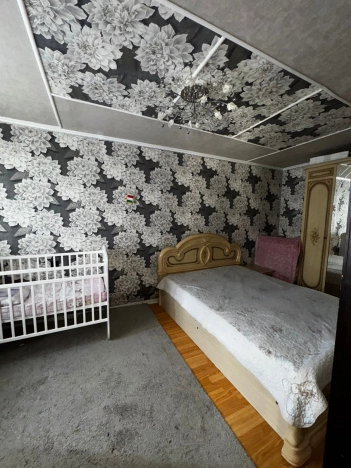 Купить трехкомнатную квартиру на улице Зорге в Новосибирске. Вариант № 2984046, 2, площадь -  квм, цена 4290000 рублей