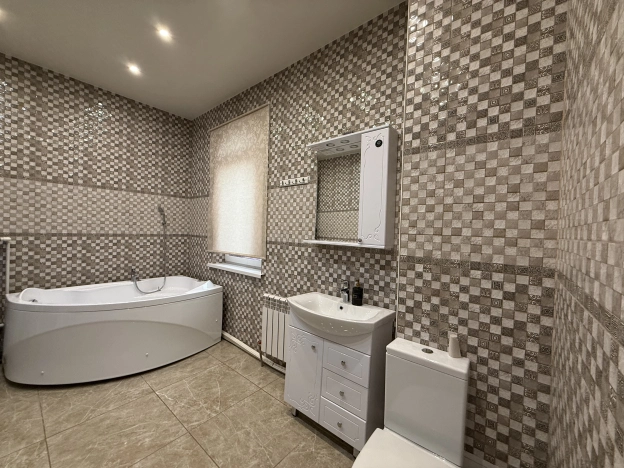 Купить дом на улице Байдукова в Обь. Вариант № 8280466, 11, площадь -  квм, цена 20800000 рублей