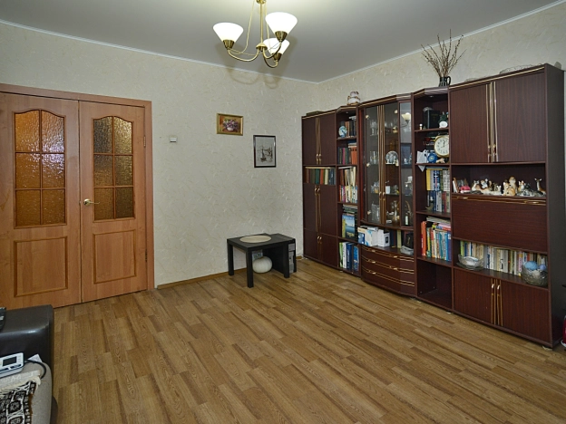 Купить трехкомнатную квартиру в Новосибирской области. Вариант № 7970236, 17, площадь -  квм, цена 7100000 рублей