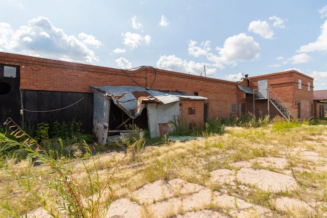 Купить коммерческую недвижимость свободного назначения в Омске. Вариант № 3393, 20, площадь -  квм, цена 15500000 рублей