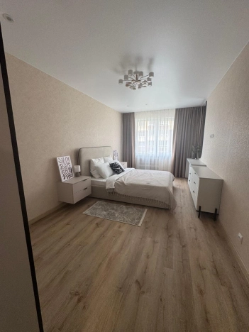 Купить двухкомнатную квартиру на улице Венская в Новосибирской области. Вариант № 49266, 1, площадь - квм, цена 5500000 рублей