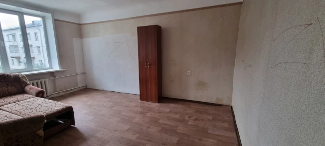 Купить трехкомнатную квартиру в районе Ленинский в Новосибирске. Вариант № 47311, 0, площадь -  квм, цена 4000000 рублей