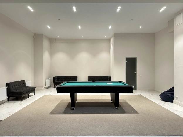 Купить квартиру в Москве. Вариант № 8168989, 14, площадь -  квм, цена 11999999 рублей