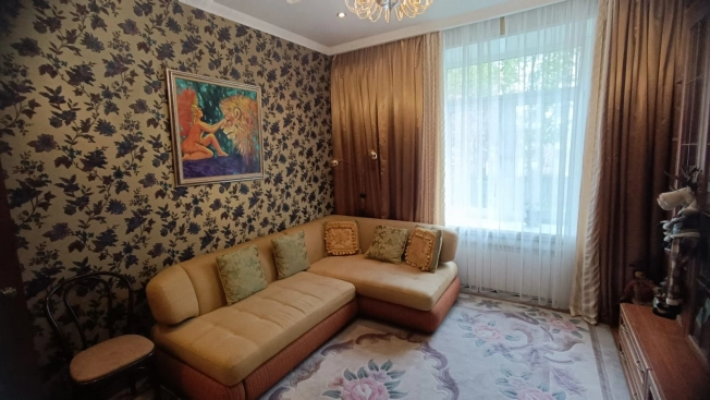 Купить квартиру в Москве. Вариант № 42762, 1, площадь - квм, цена 27500000.0000 рублей