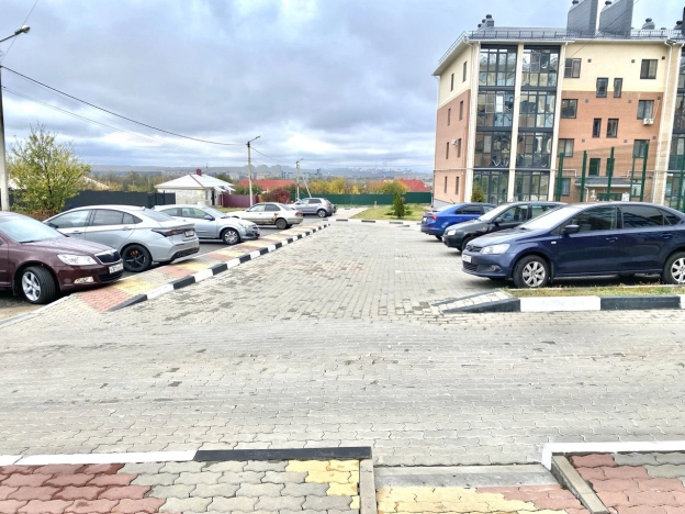 Купить однокомнатную квартиру в Микрорайоне 11-й в Белгороде. Вариант № 7661628, 19, площадь -  квм, цена 5150000 рублей