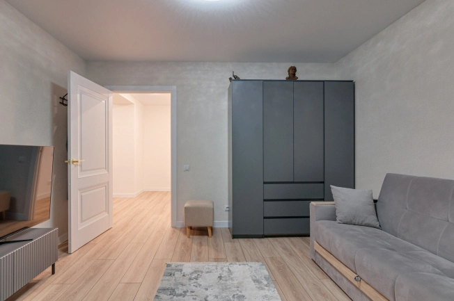 Купить двухкомнатную квартиру в Вологодской области. Вариант № 9752245, 8, площадь -  квм, цена 6740000 рублей