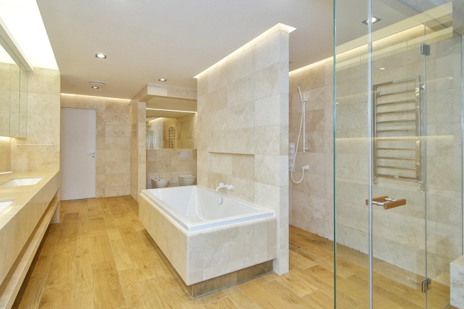 Купить пятикомнатную квартиру в районе Советский в Новосибирске. Вариант № 1506, 26, площадь - квм, цена 79900000 рублей