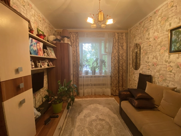 Купить трехкомнатную квартиру в Старом Осколе. Вариант № 47218, 9, площадь -  квм, цена 5900000 рублей