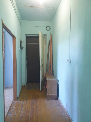 Купить трехкомнатную квартиру в Приморском крае. Вариант № 13317, 8, площадь -  квм, цена 6200000 рублей