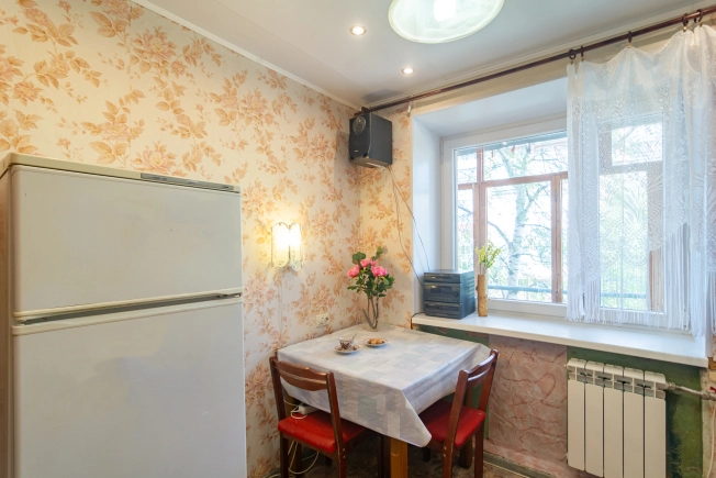 Купить однокомнатную квартиру на улице проезд Алексея Афанасьева в Петрозаводске. Вариант № 37680, 8, площадь -  квм, цена 4990000 рублей