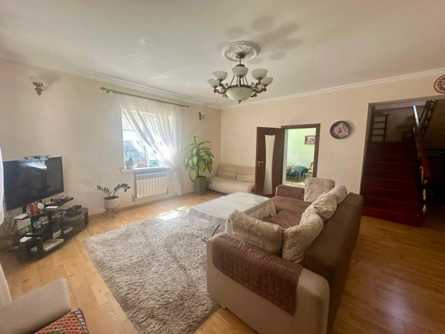 Купить дом в Симферополе. Вариант № 545036, 2, площадь -  квм, цена 25750000 рублей