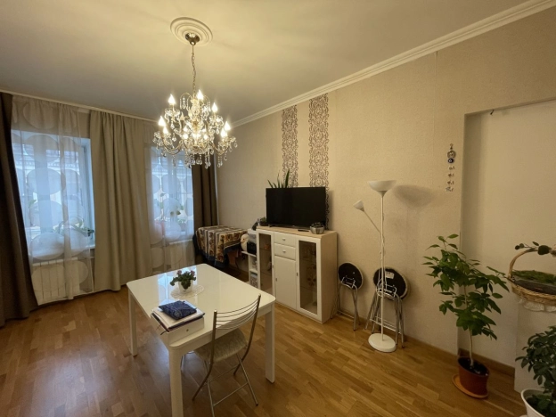 Купить двухкомнатную квартиру у метро Девяткино в Санкт-Петербурге. Вариант № 7611839, 5, площадь -  квм, цена 20000000 рублей