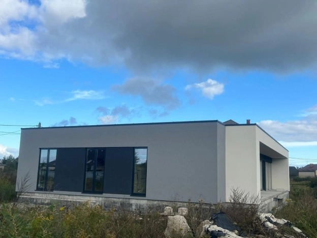 Купить дом в Зеленоградске. Вариант № 2880692, 8, площадь -  квм, цена 17490000 рублей