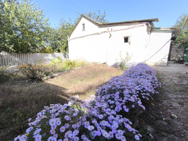 Купить дом на улице Везельская в Белгороде. Вариант № 6768580, 42, площадь -  квм, цена 5700000 рублей
