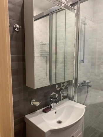 Купить однокомнатную квартиру на улице Шелепихинская набережная в Москве. Вариант № 10026824, 19, площадь -  квм, цена 7900000 рублей