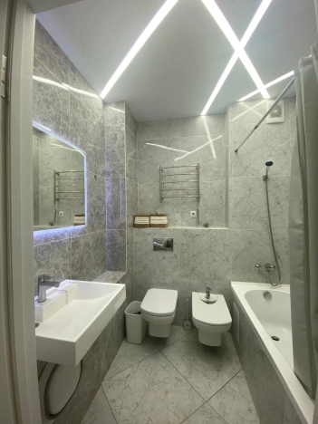 Снять квартиру в Тобольске. Вариант № 9452597, 12, площадь -  квм, цена 185000 рублей