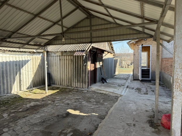 Купить дом на улице Березина в Шебекине. Вариант № 30663, 12, площадь -  квм, цена 3150000 рублей