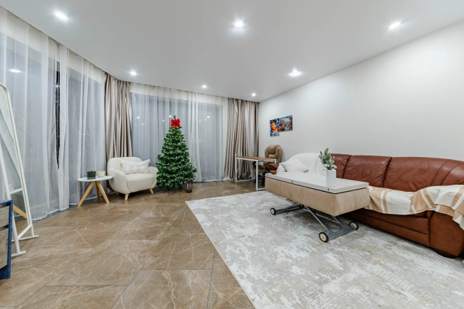 Купить квартиру на улице Невский проспект в Санкт-Петербурге. Вариант № 10646873, 1, площадь - квм, цена 27000000 рублей