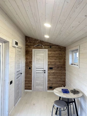 Купить дом на улице Совхозная в Тюменской области. Вариант № 8448606, 11, площадь -  квм, цена 2100000 рублей