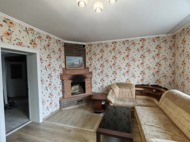 . Вариант № 1724409, 4, площадь - 273.1 квм, цена 10000000 рублей