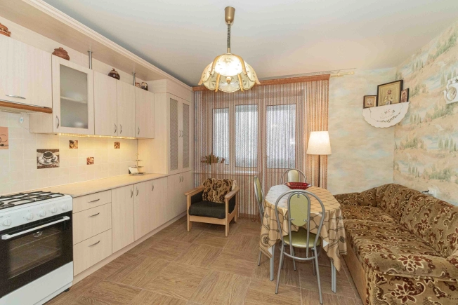 Купить двухкомнатную квартиру на улице Пожарского в Суздале. Вариант № 10038168, 6, площадь -  квм, цена 12500000 рублей