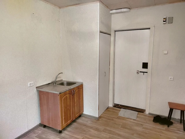 Купить квартиру в Кемерове. Вариант № 10653459, 5, площадь - квм, цена 1400000 рублей