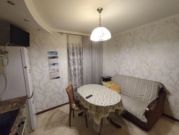 Купить квартиру в Москве. Вариант № 9901432, 11, площадь -  квм, цена 15000000 рублей