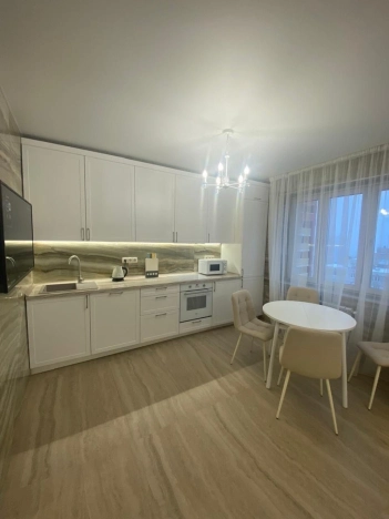 Купить двухкомнатную квартиру на улице Пыжёвский переулок в Москве. Вариант № 10034963, 3, площадь -  квм, цена 20000000 рублей